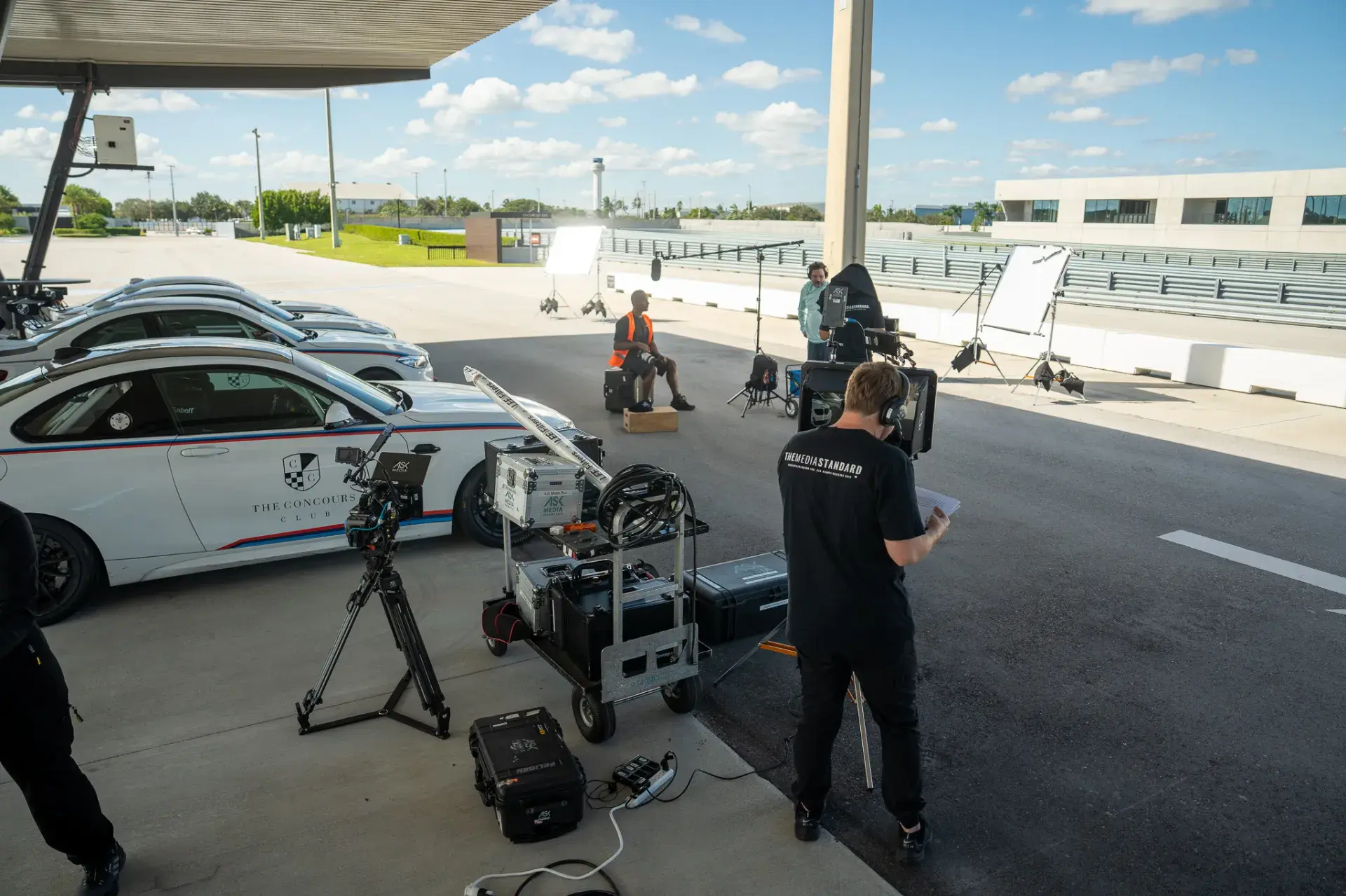 behind the scenes Gallery 1